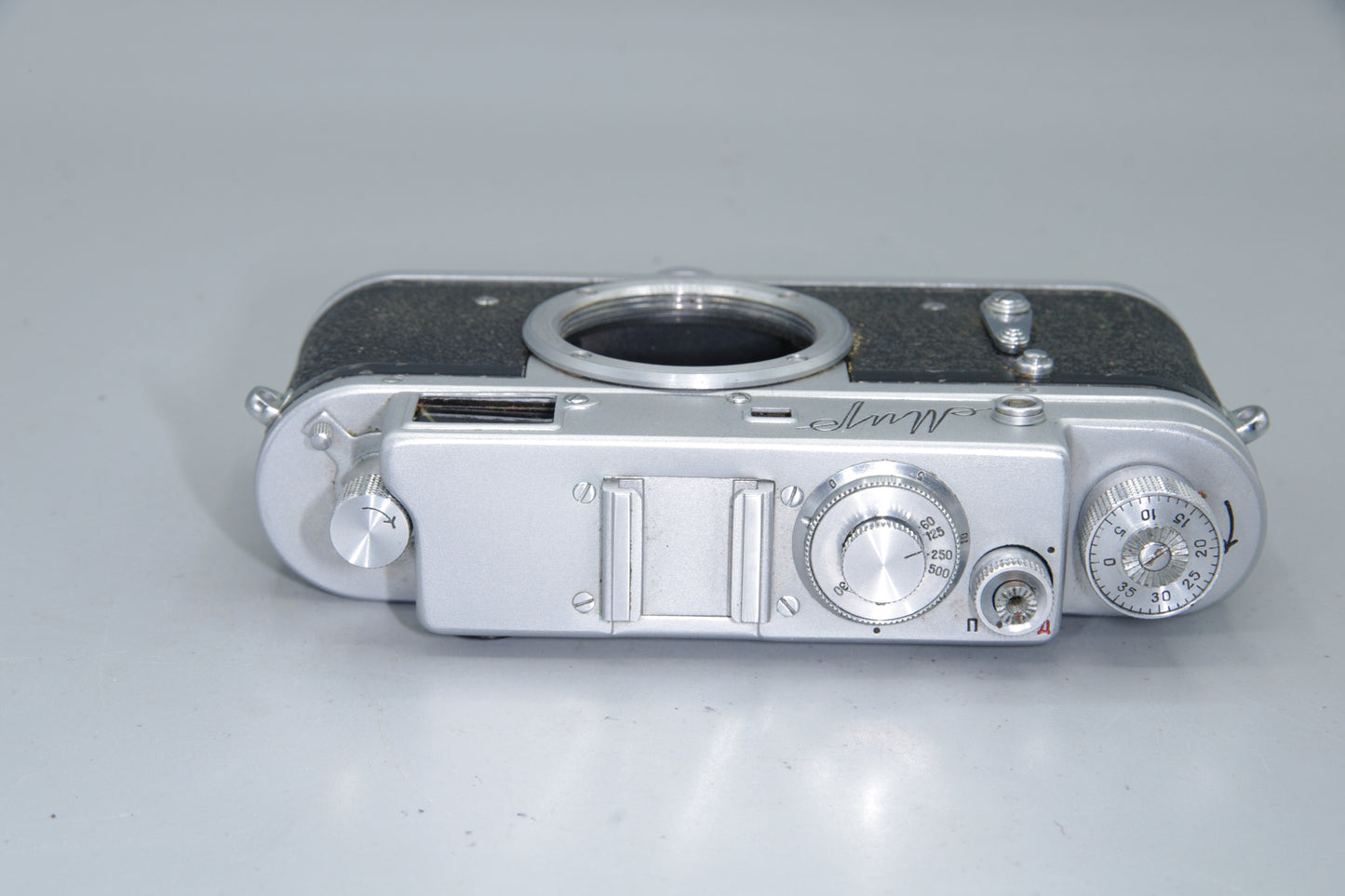 KMZ Mir 35mm Rangefinder Camera M39 LTM Soviet Leica Copy 1959–61