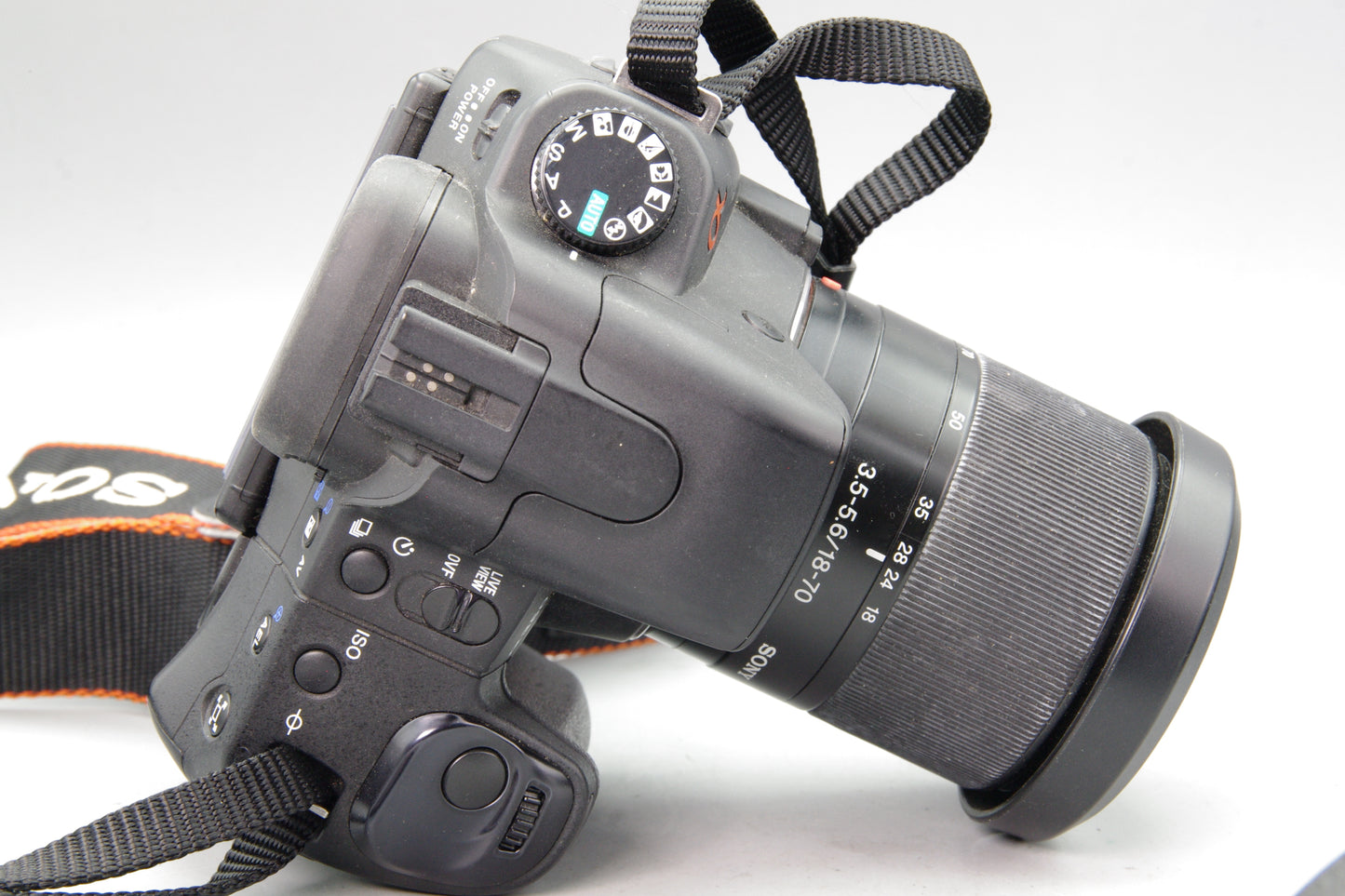 Sony Alpha A350 14.2MP DSLR  with 18-70mm Lens - Excellent Conditon