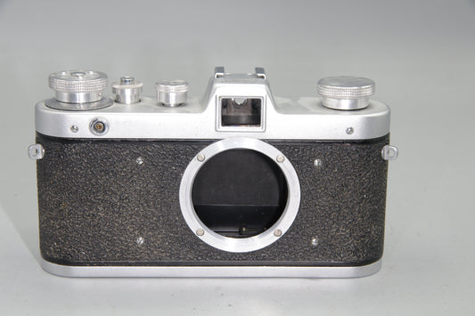 KMZ Zarya 35mm Scale Focus Camera M39 Soviet Leica Style 1959–61