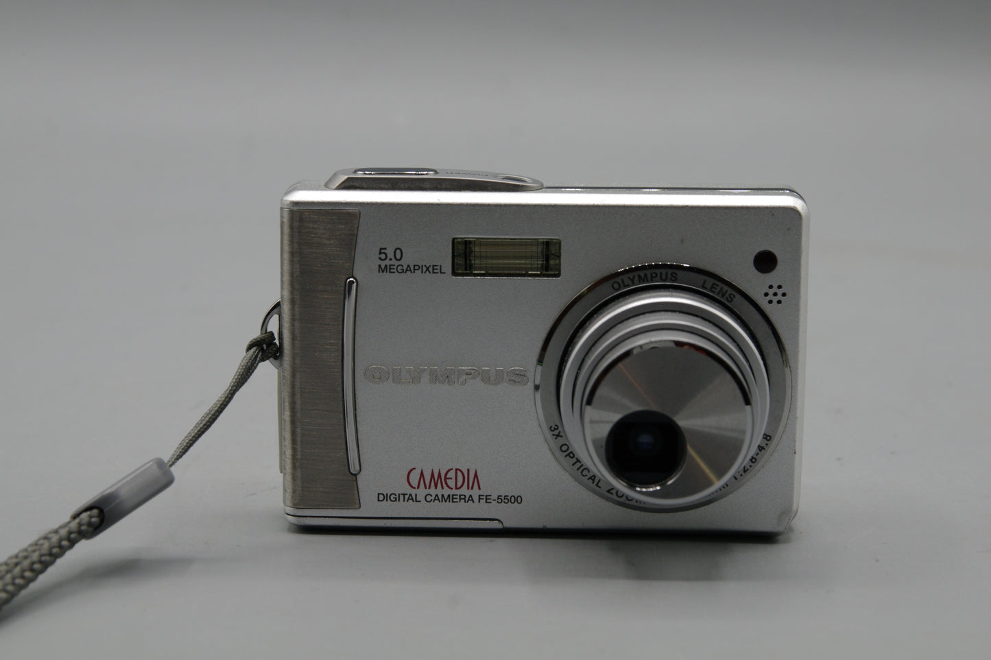 Olympus Camedia FE-5500 5MP Digital Camera + Battery