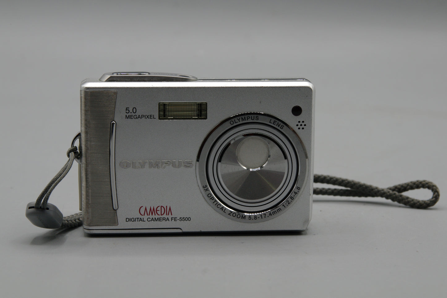 Olympus Camedia FE-5500 5MP Digital Camera + Battery