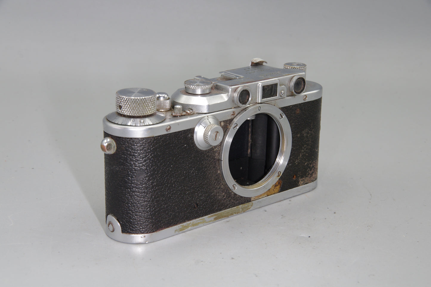 Leica III 35mm Rangefinder Camera – 1934 Vintage Body Serial No. 135463