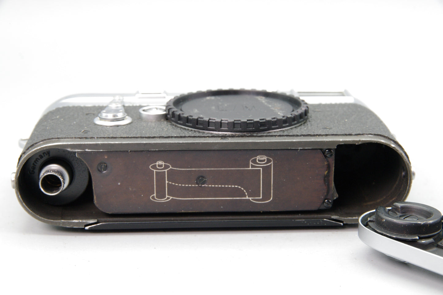 1955 Leica M3 35mm Rangefinder Camera – Double Stroke –  with Meter M