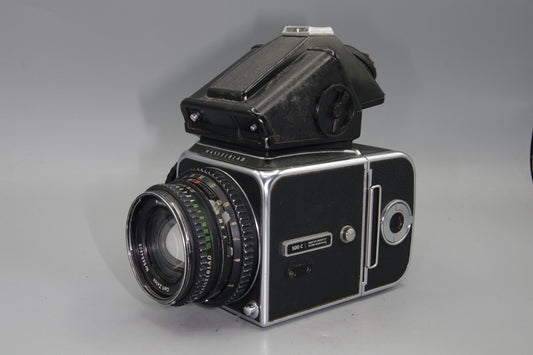 Hasselblad 500C Kit – Planar 80mm, Prism Finder, 120 Back – Needs Service