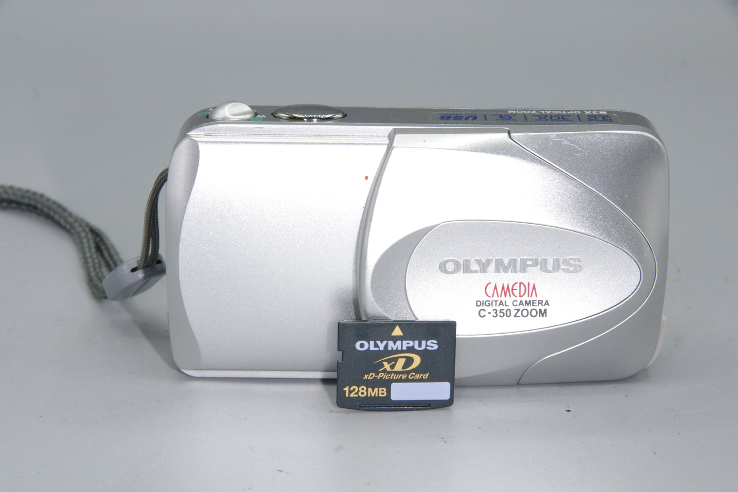 Olympus Camedia C-350 Zoom 3.2MP Digital Camera with 128Mb XD