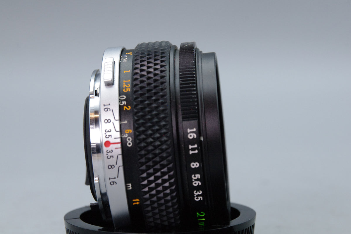 Olympus OM Zuiko MC Auto‑W 21mm f/3.5 Lens – With Caps – Excellent