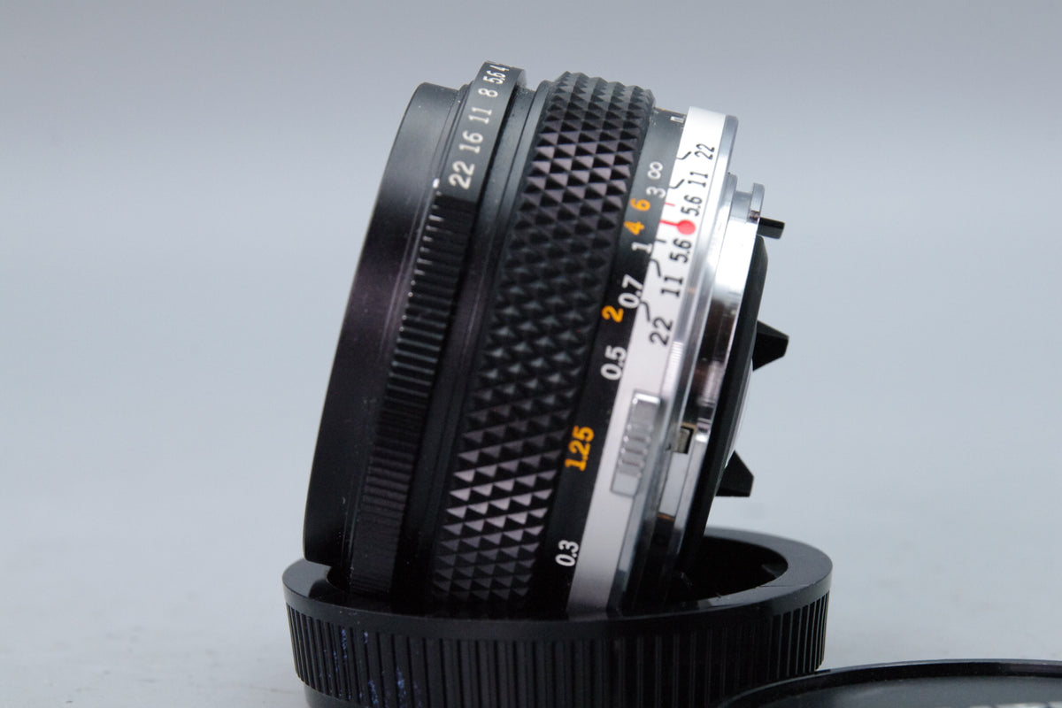 Olympus Zuiko Auto-W 28mm f/2.8 Wide Angle Lens – OM Mount – Excellent