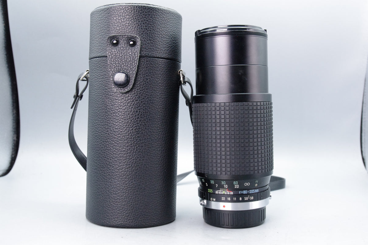 Hoya HMC Zoom Macro 80-205mm f3.8 Telephoto Lens Olympus OM Mount