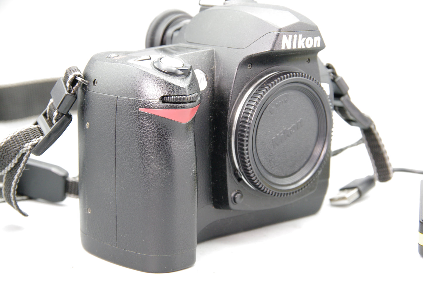 Nikon D70 DSLR Camera with Charger and Battery – 6.1MP – Shutter Count 4707
