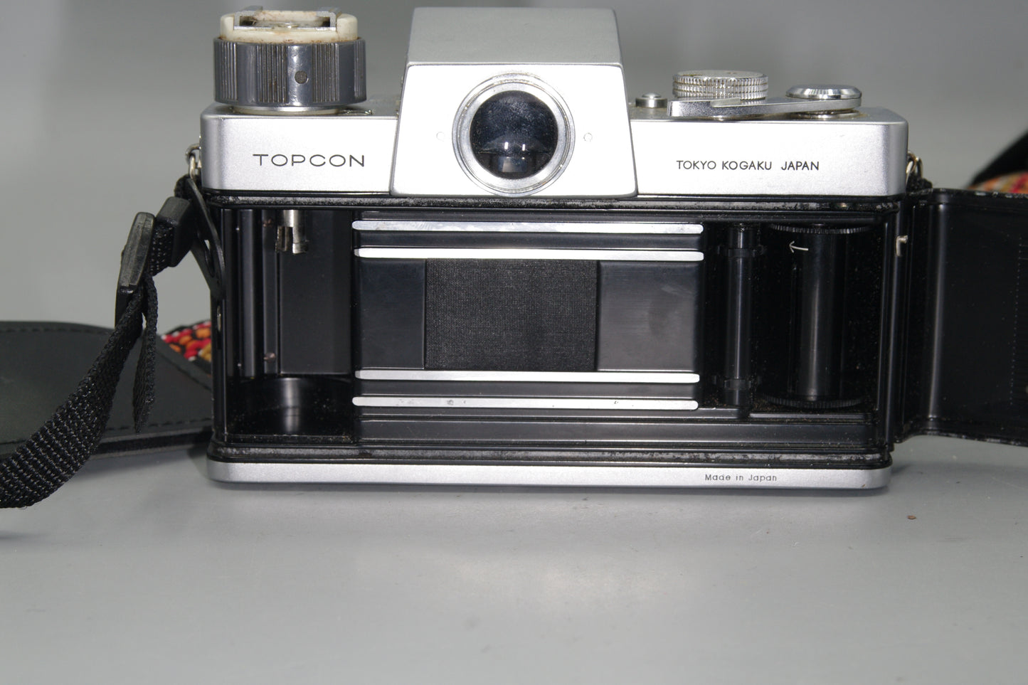 Topcon RE Super 35mm SLR Body