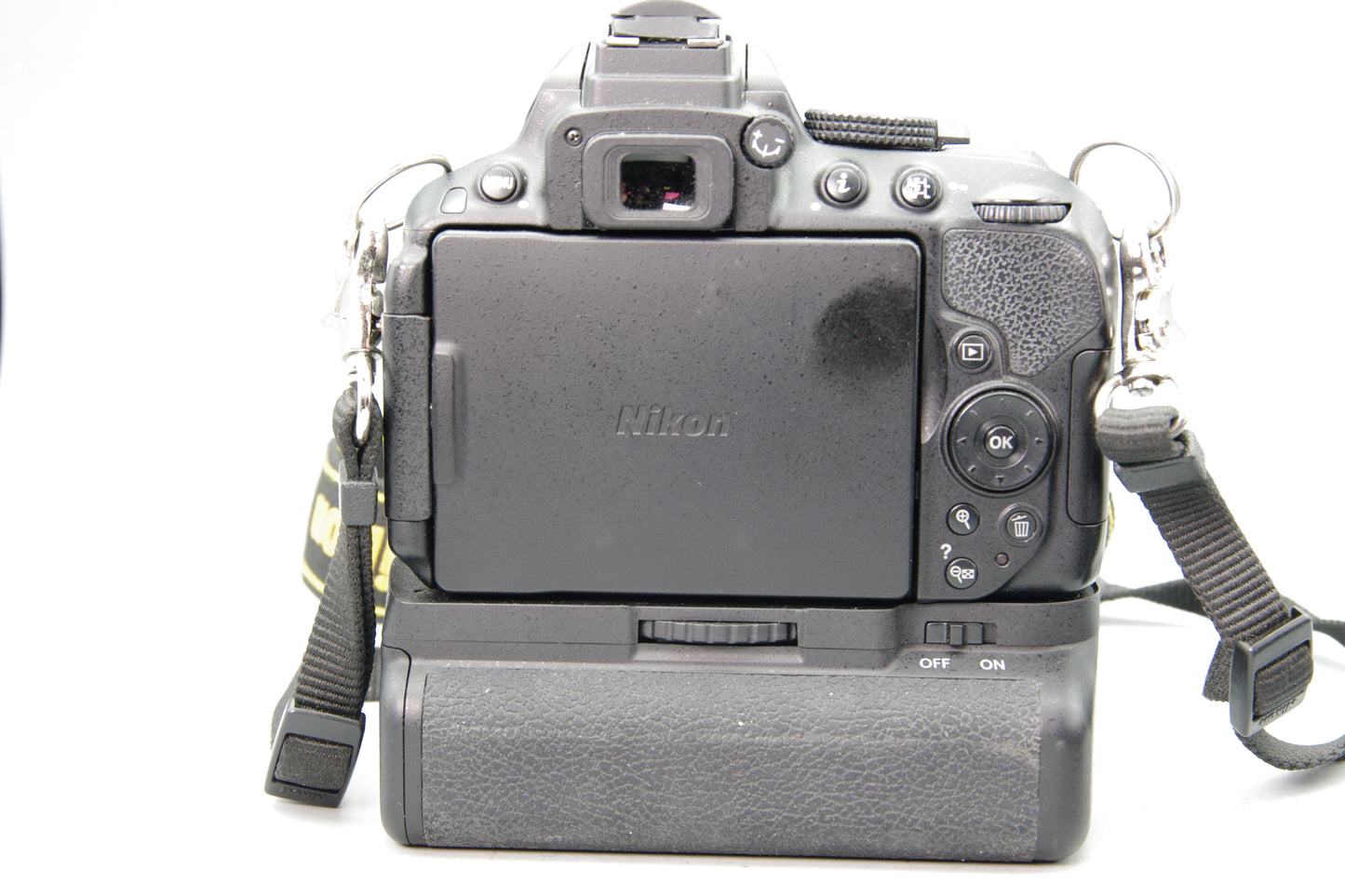 Nikon D5300 24.2MP DSLR with Battery Grip and Charger - Excellent