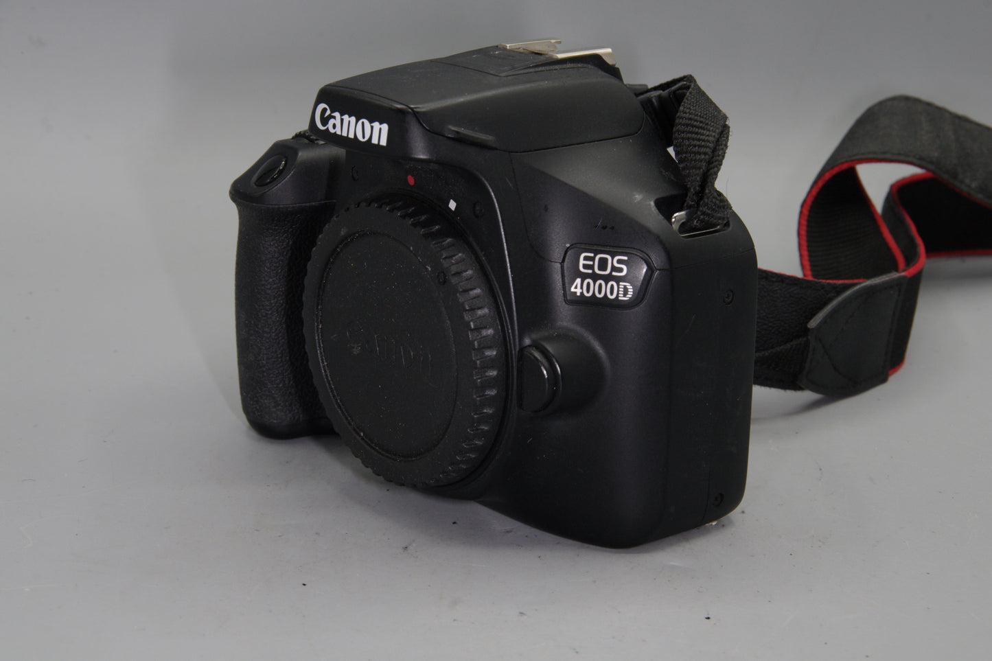 Canon EOS 4000D DSLR 18MP Camera – Low Shutter Count 9495, Excellent