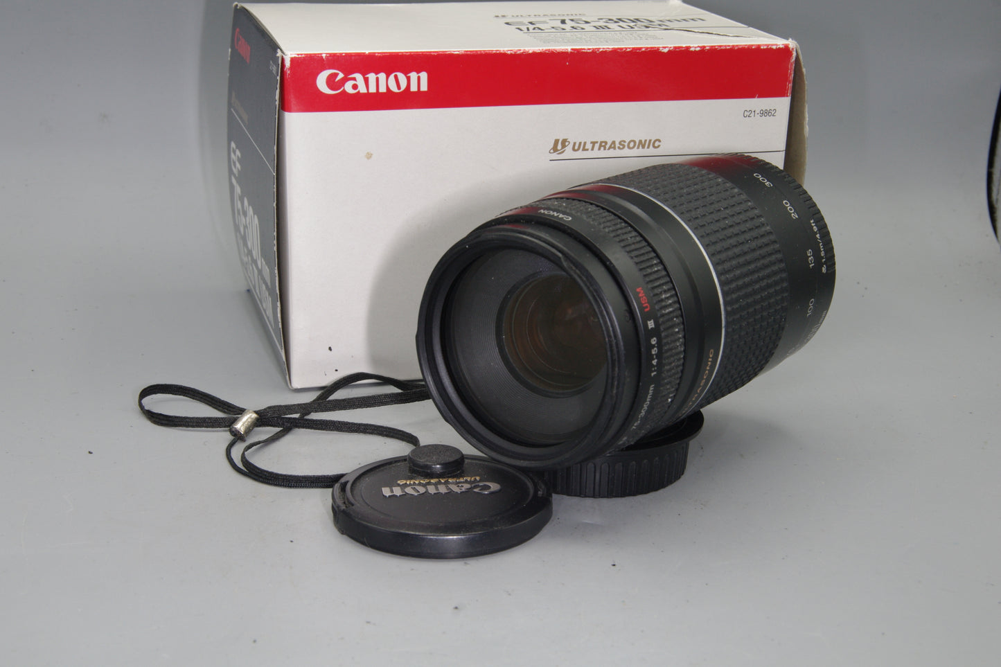 Boxed Canon EF 75-300mm F4-5.6 III USM Zoom Lens for EOS DSLR – Excellent