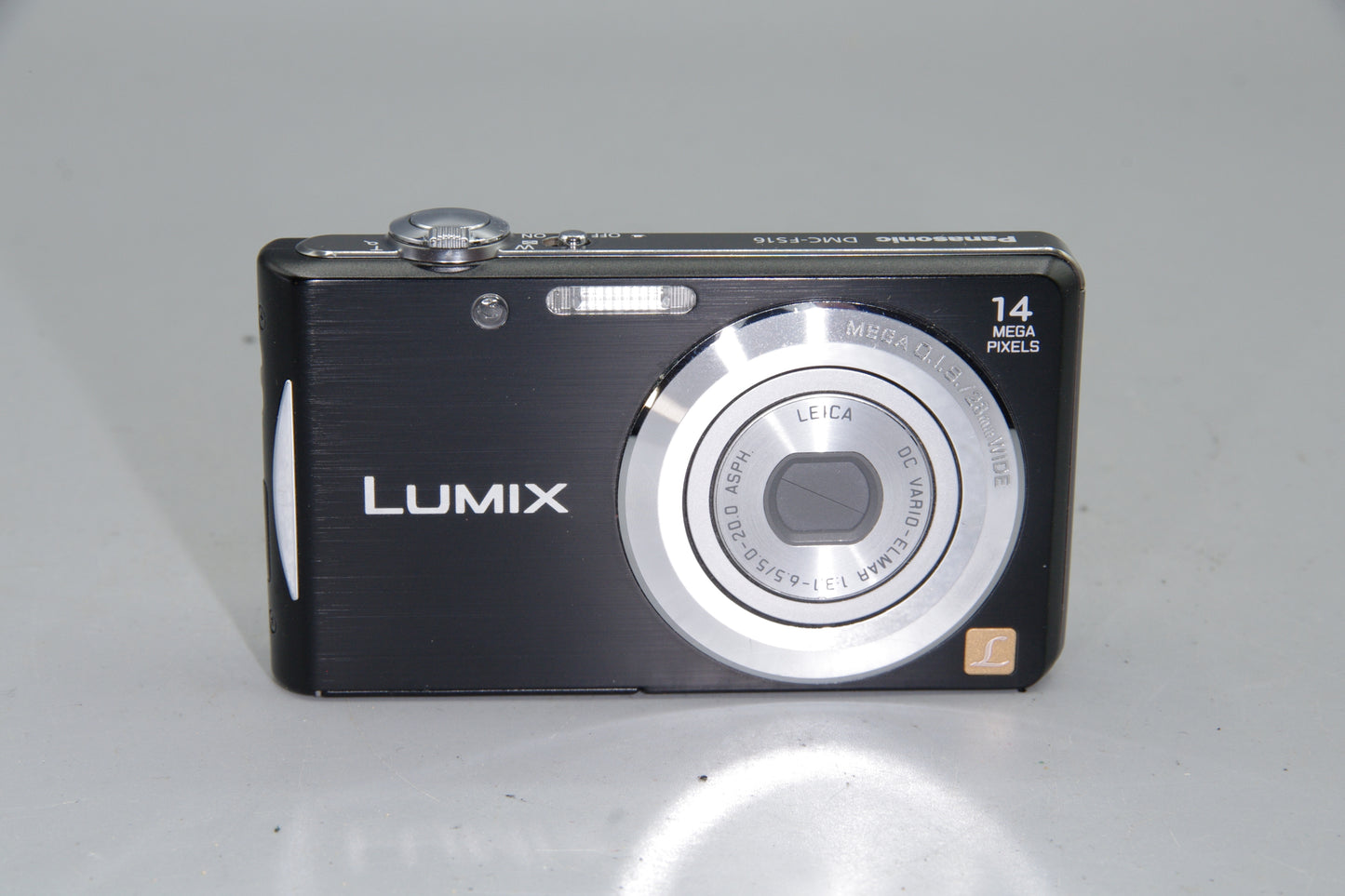 Panasonic Lumix DMC-FS16 14.1MP Digital Camera – Leica Lens, Excellent