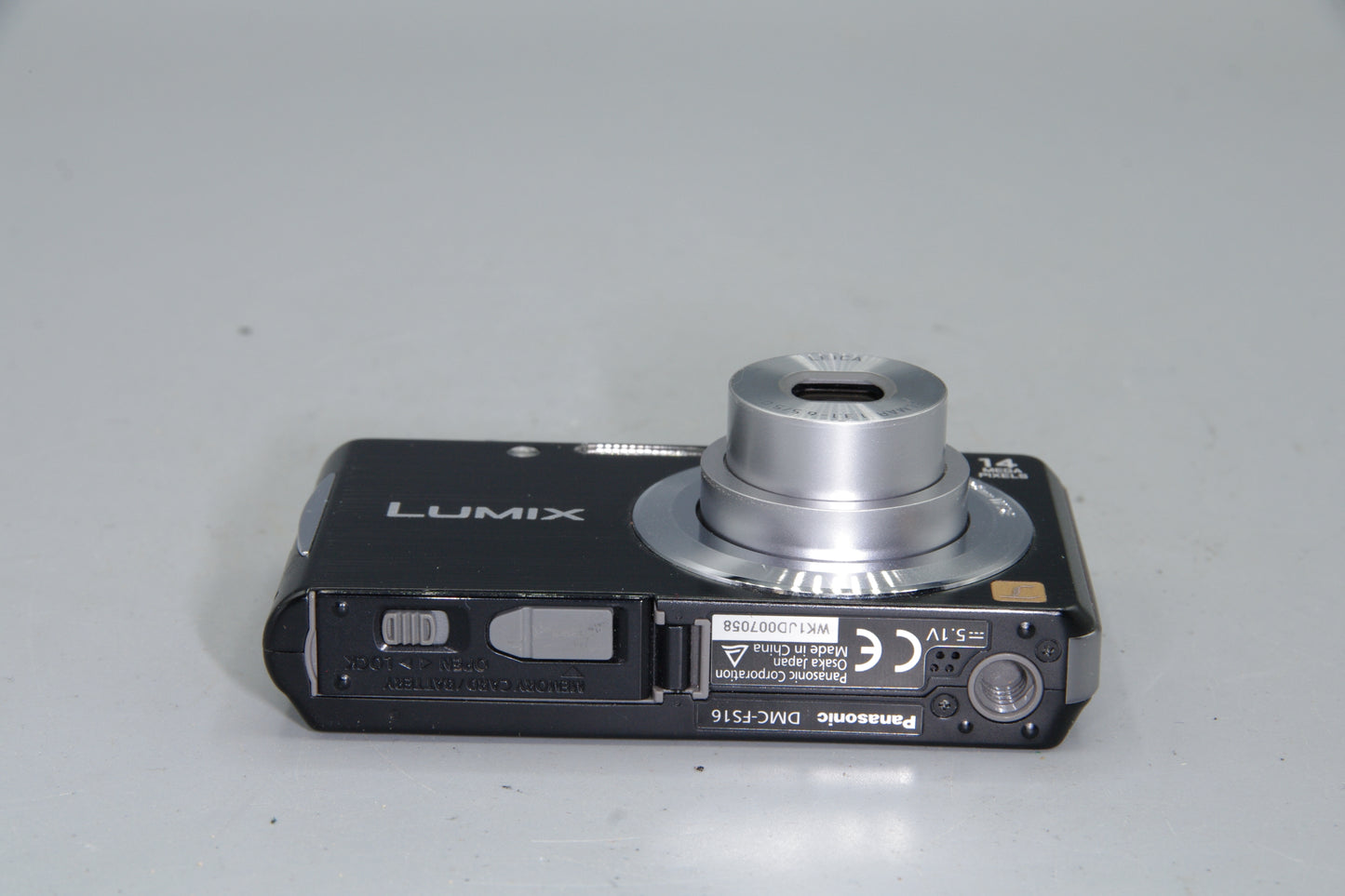 Panasonic Lumix DMC-FS16 14.1MP Digital Camera – Leica Lens, Excellent