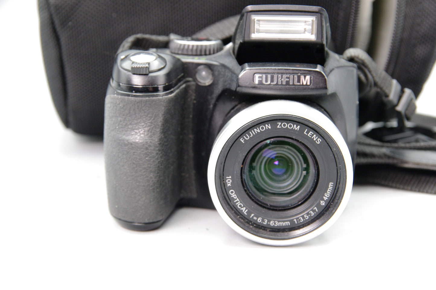 Fujifilm S700 Digital Camera 7.1MP with 10x Zoom - AA - Excellent