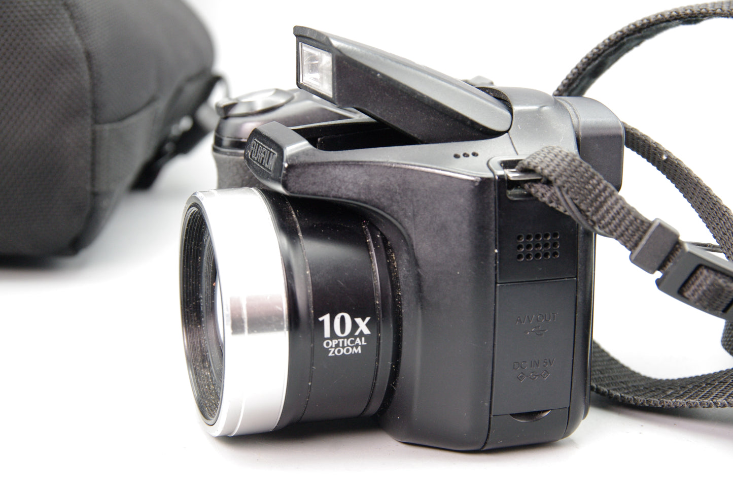 Fujifilm S700 Digital Camera 7.1MP with 10x Zoom - AA - Excellent