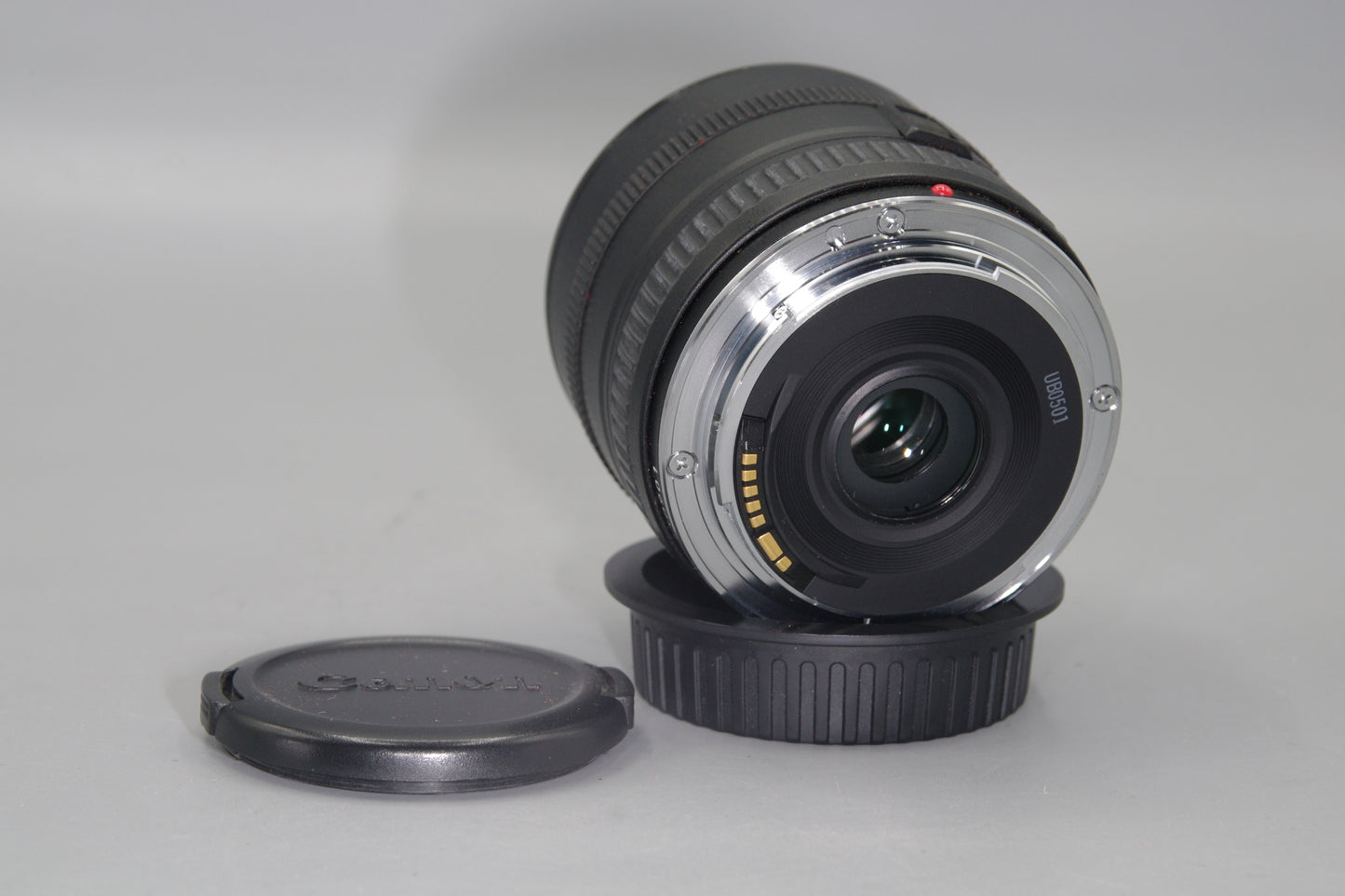 Canon EF 35-70mm F/3.5-4.5 AF Zoom Lens with Caps