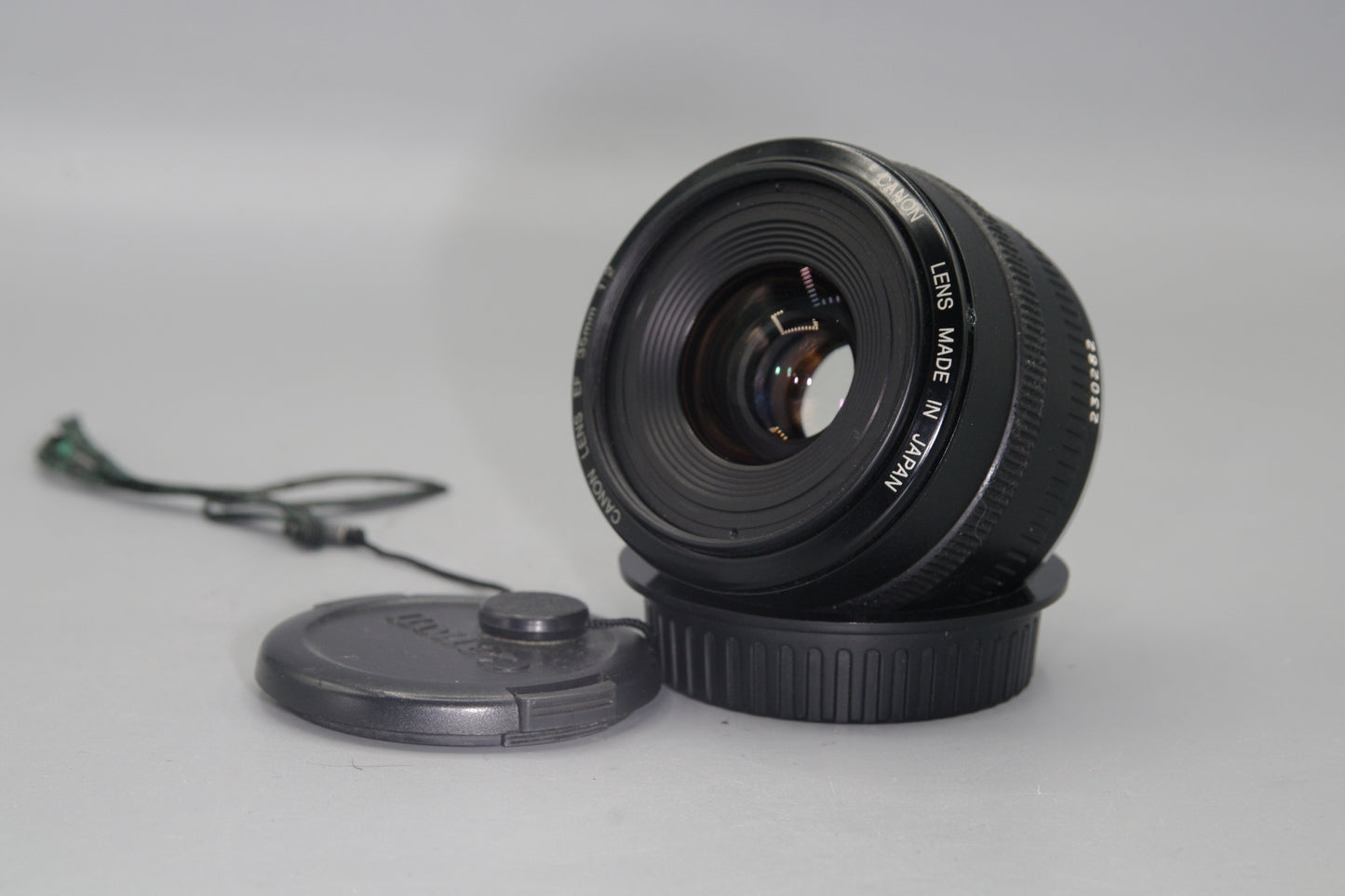 Canon EF 35mm F/2 AF Prime Lens with Caps