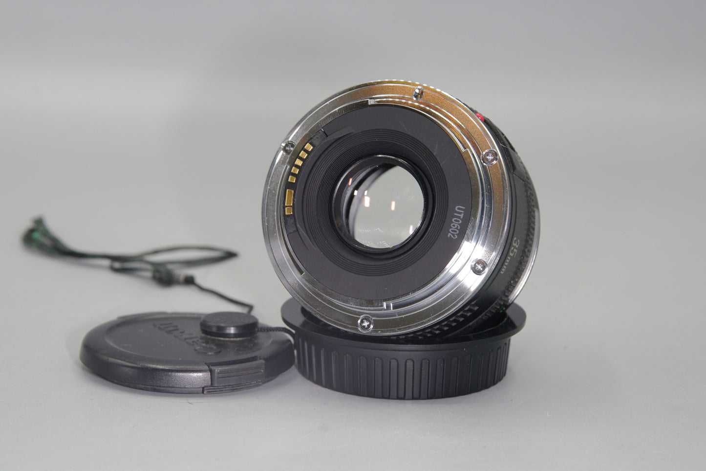 Canon EF 35mm F/2 AF Prime Lens with Caps