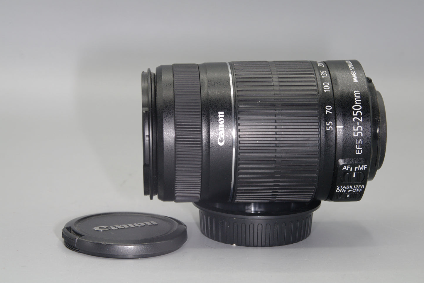 Canon EF-S 55-250mm F/4-5.6 IS II AF Zoom Lens with Caps Excellent