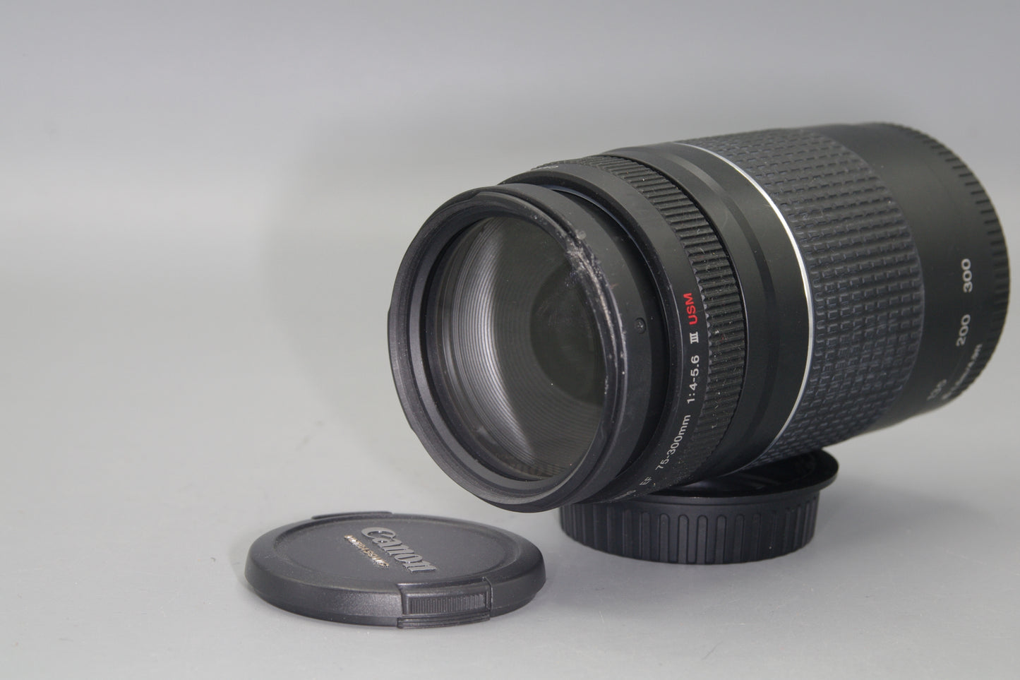 Canon EF 75-300mm F/4-5.6  III (not USM) AF Zoom Lens with Caps