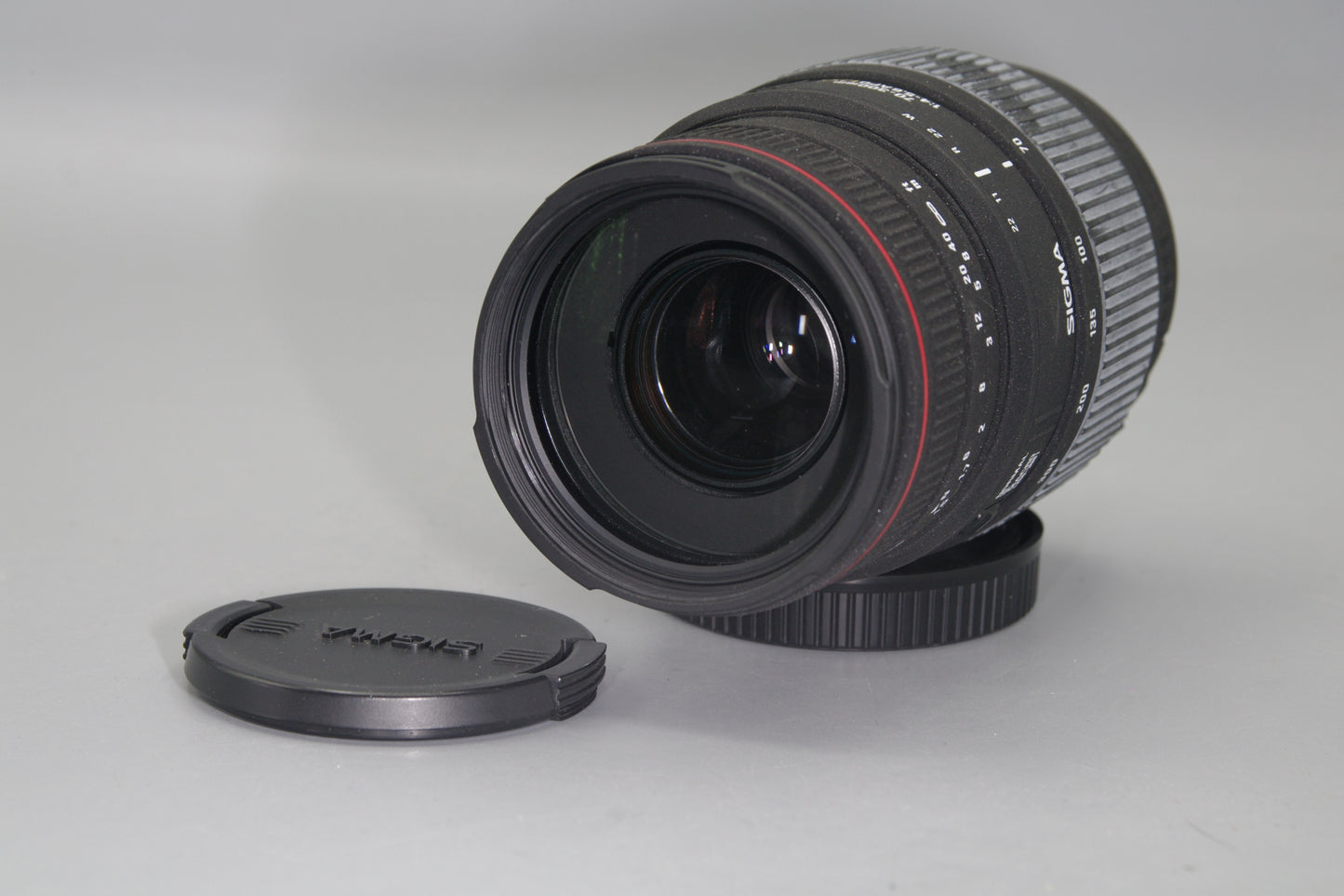 Sigma 70-300mm F/4-5.6 APO DG AF Zoom Lens with Caps - Canon EF Mount