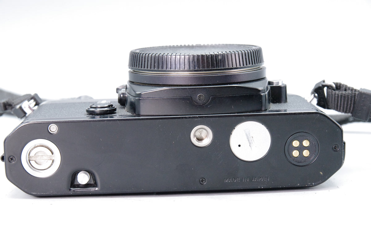 Nikon FM 35mm SLR Camera Body working with batteries