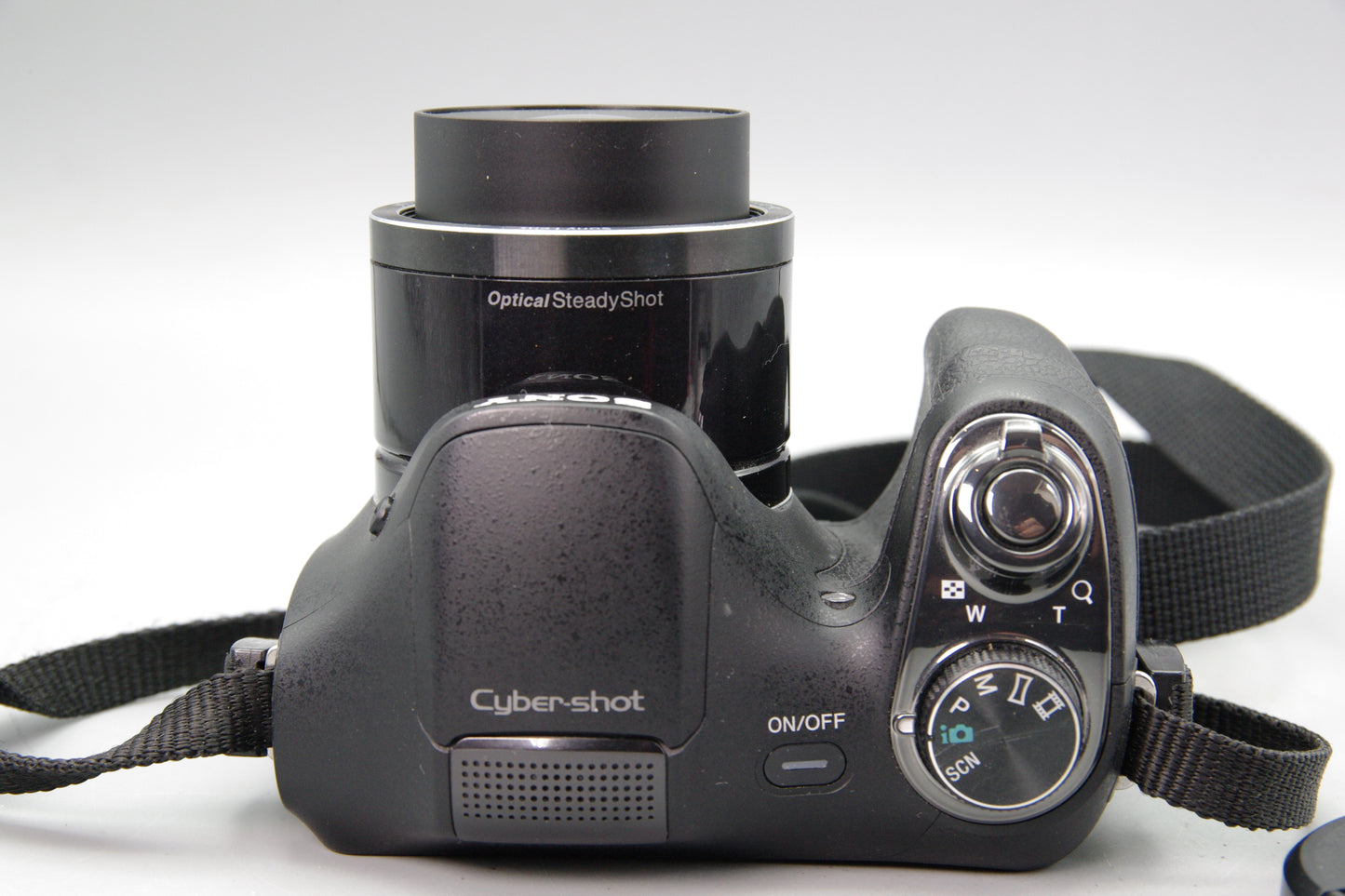 Sony DSC‑H200 20.1MP Bridge Camera with 26x Zoom – Excellent Condition