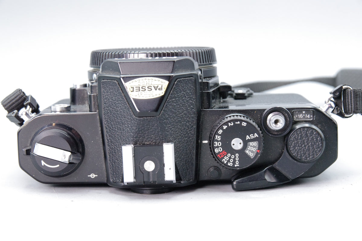 Nikon FM 35mm SLR Camera Body working with batteries