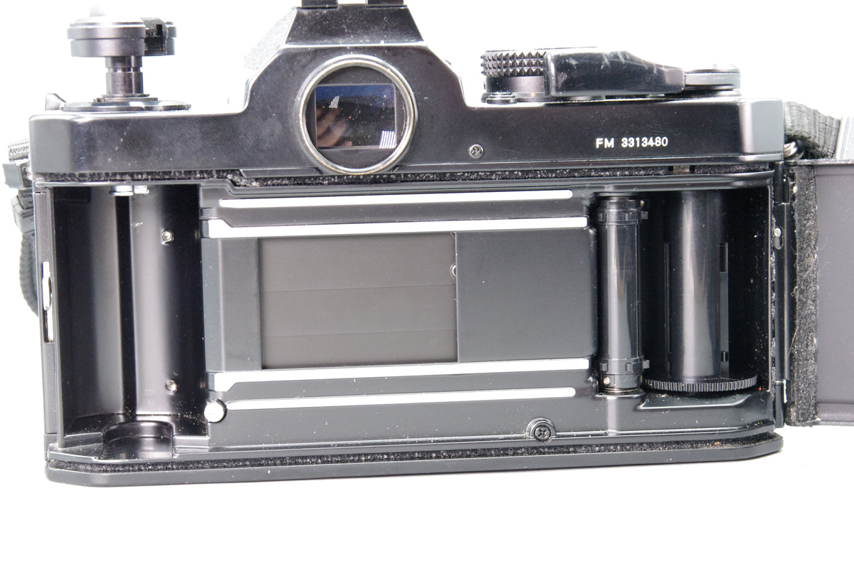 Nikon FM 35mm SLR Camera Body working with batteries