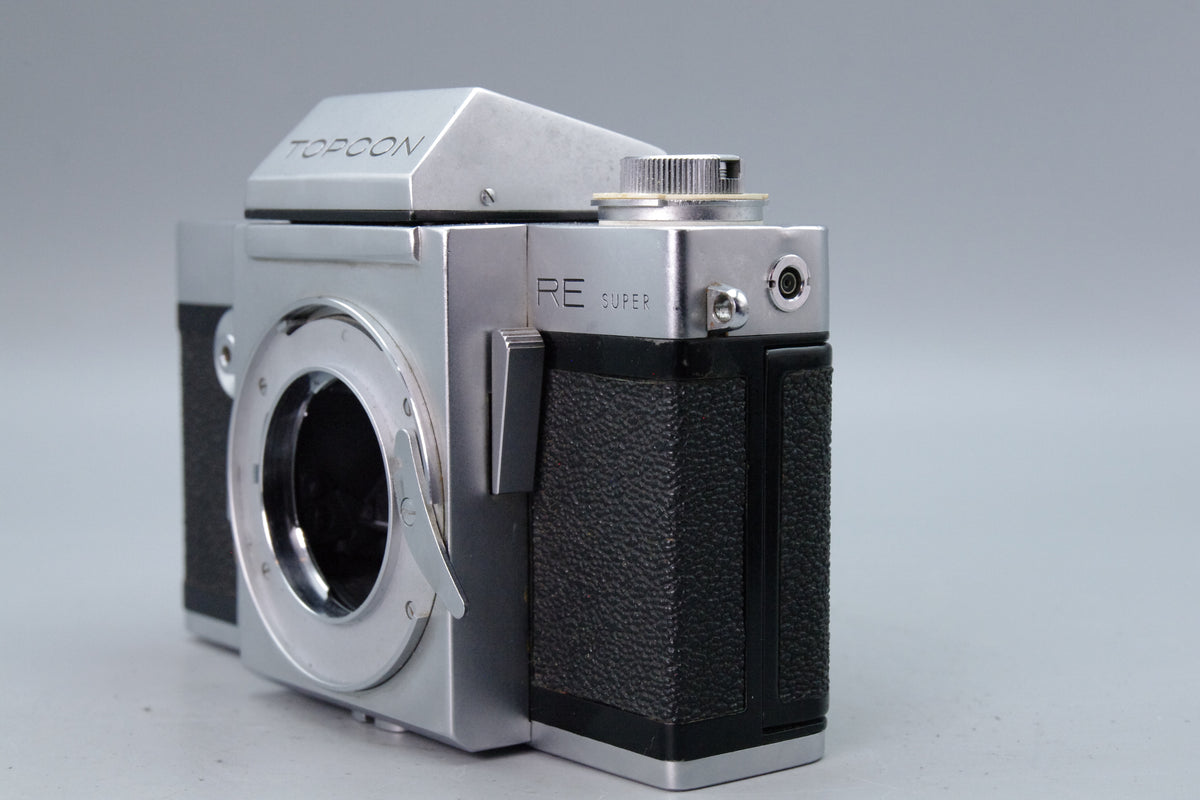 Topcon RE Super Tokyo Kogaku 35mm SLR Film Camera Body Chrome Spares Repair