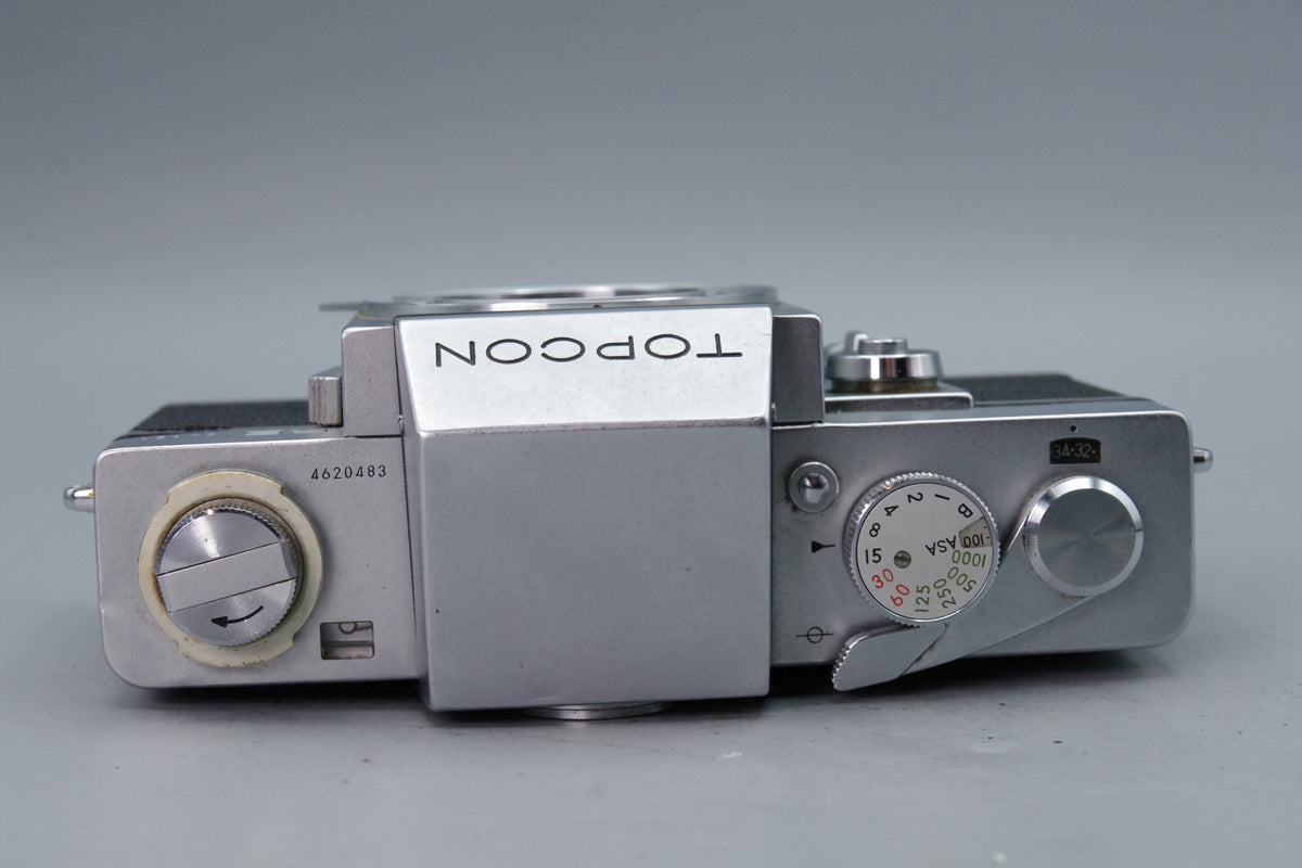 Topcon RE Super Tokyo Kogaku 35mm SLR Film Camera Body Chrome Spares Repair