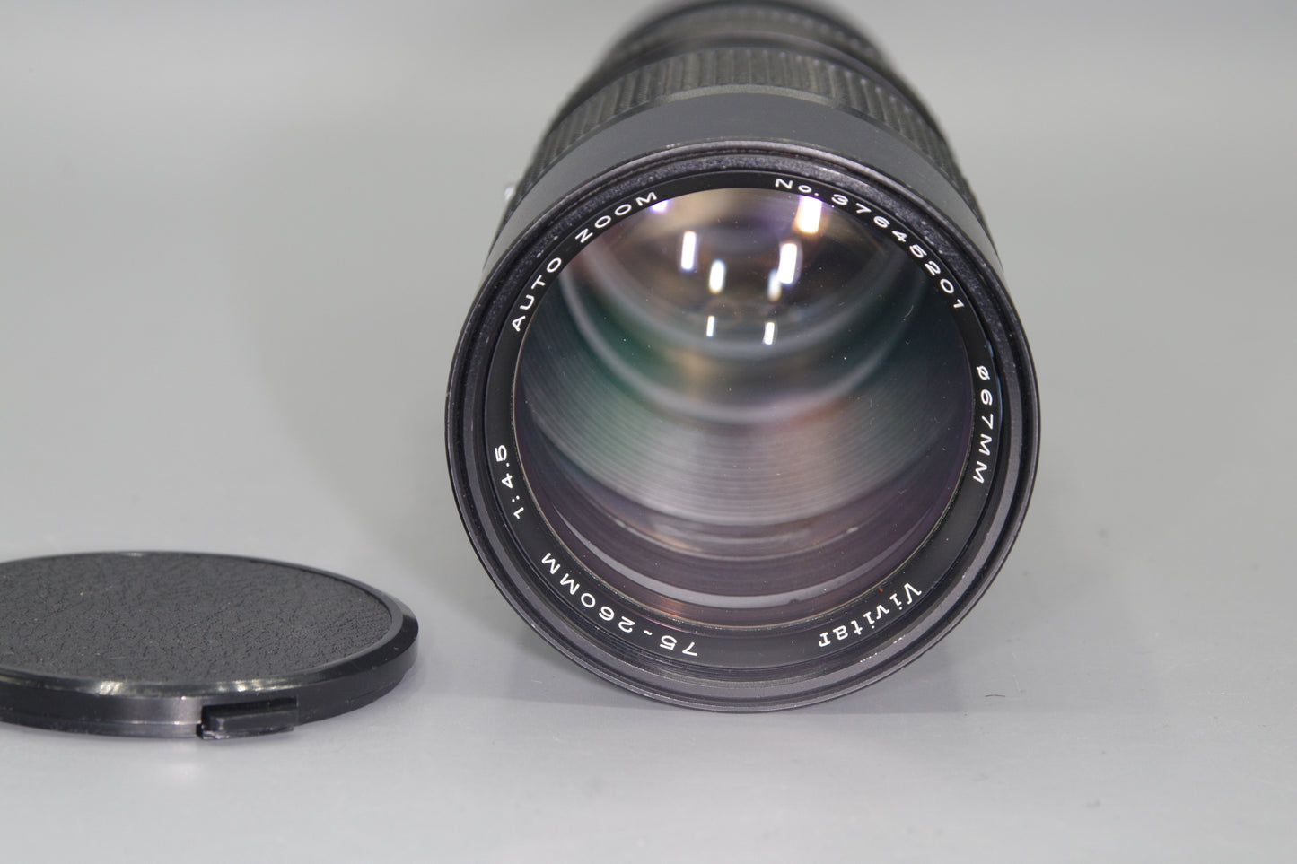 Vivitar 75-260mm F/4.5 Lens -Canon FD Mount - VGC
