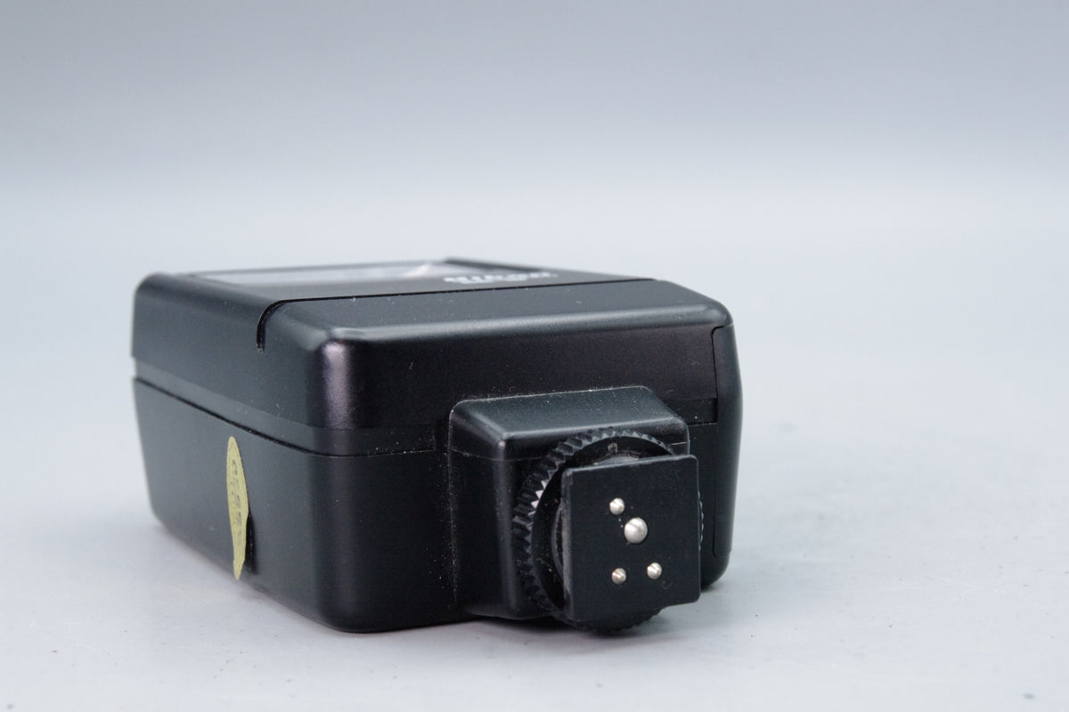 Nikon Speedlight SB‑18