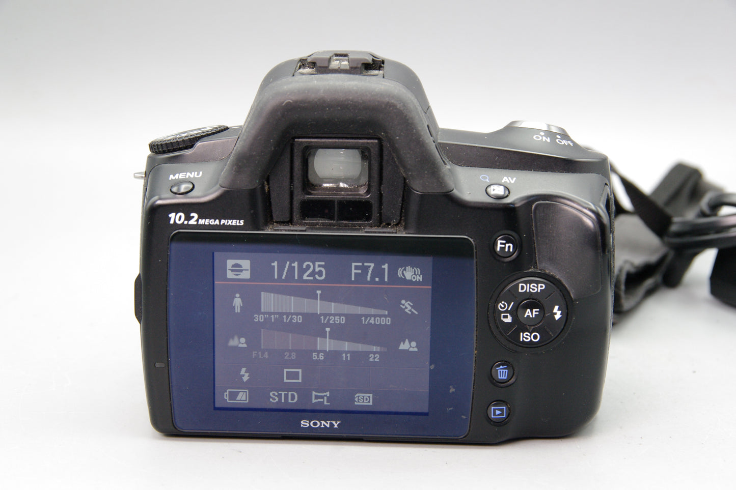 Sony A230 DSLR with 18–55mm Lens - Excellent - S/C 8465