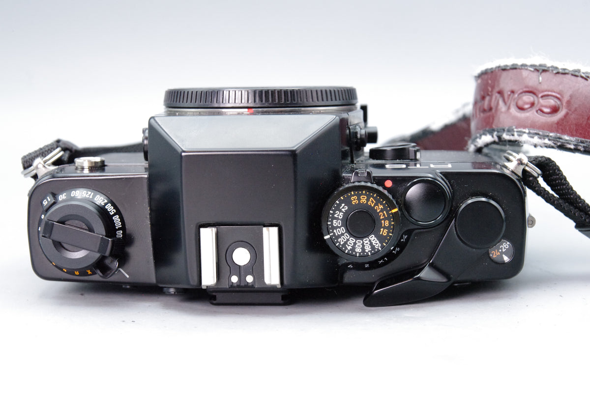 Contax RTS II Quartz 35mm SLR Film Camera Body Black Tested