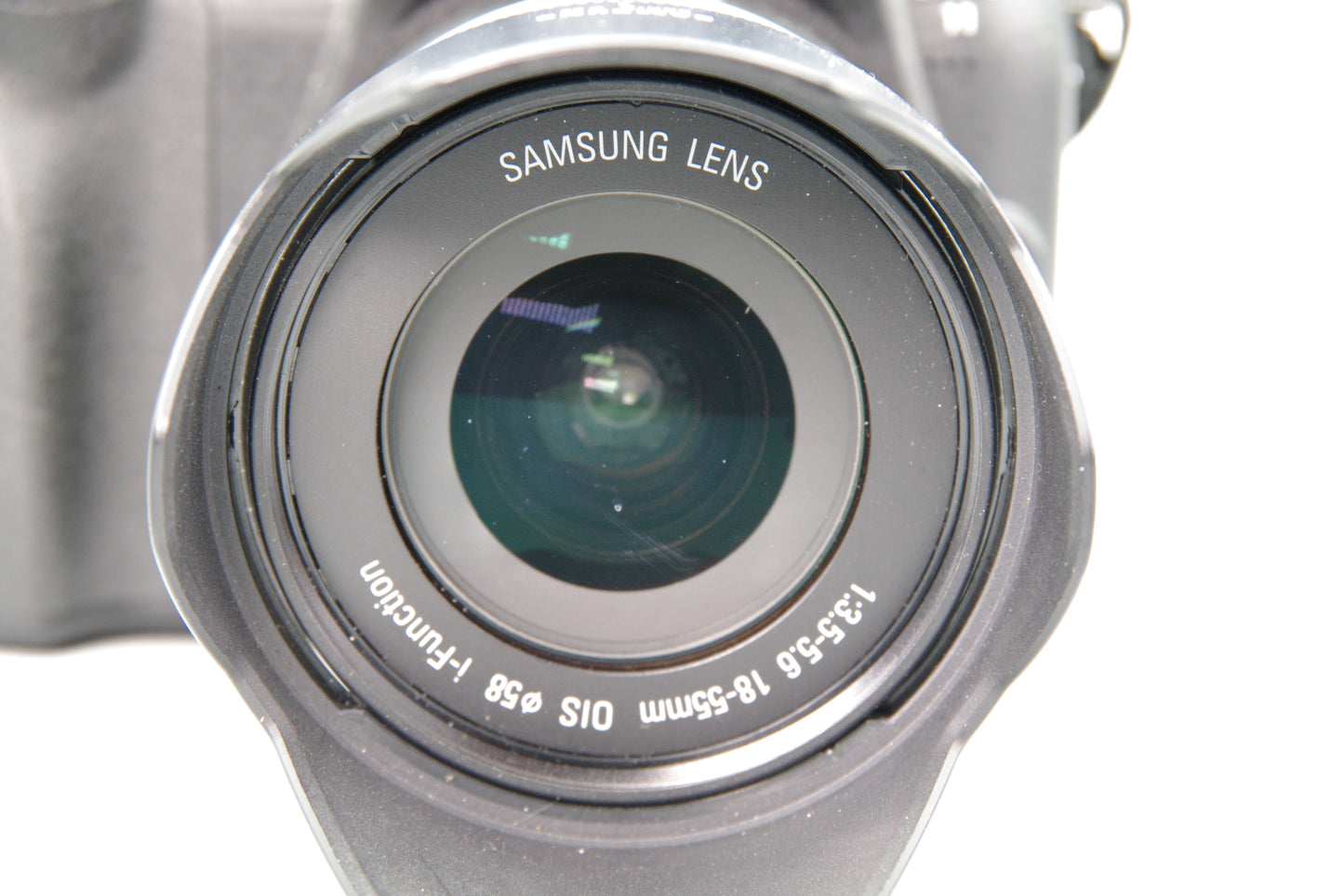 Samsung NX11 14.6MP Mirrorless Camera with 18‑55mm Lens & Charger - Excellent