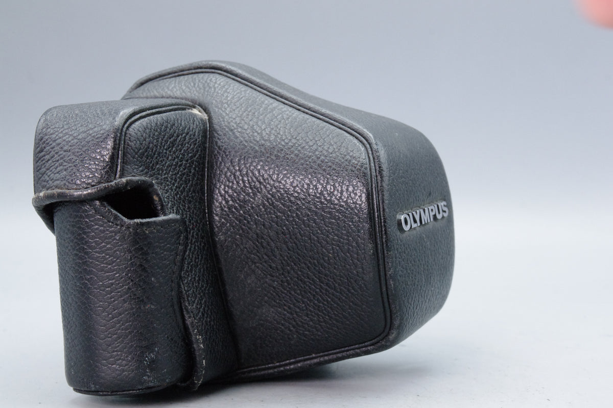Olympus OM‑Series Black Leather Case – Genuine Olympus – Very Good Condition