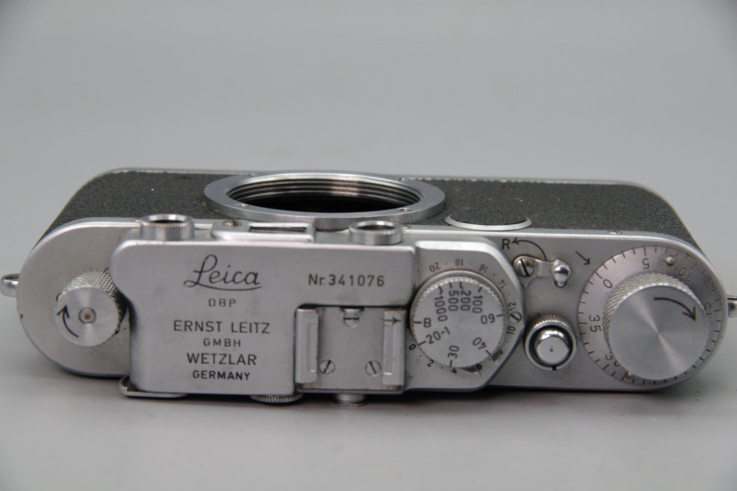 Leica II 35mm Rangefinder Camera 1948 Chrome Serial 358525 No Base Plate