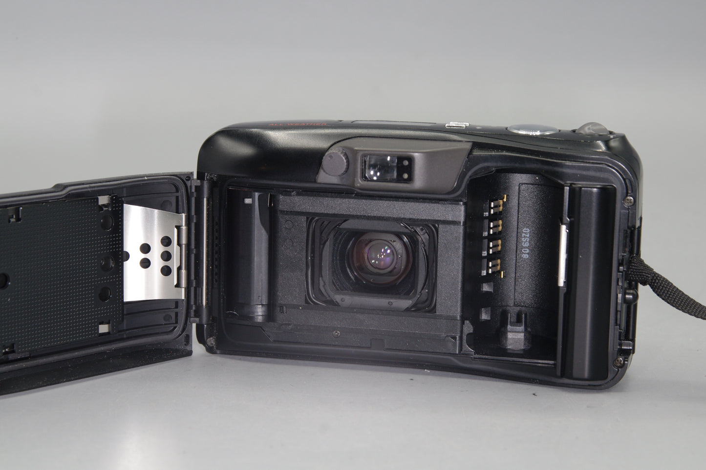 Olympus MJU Zoom 140 Compact Camera with 38-140mm Lens  Excellent