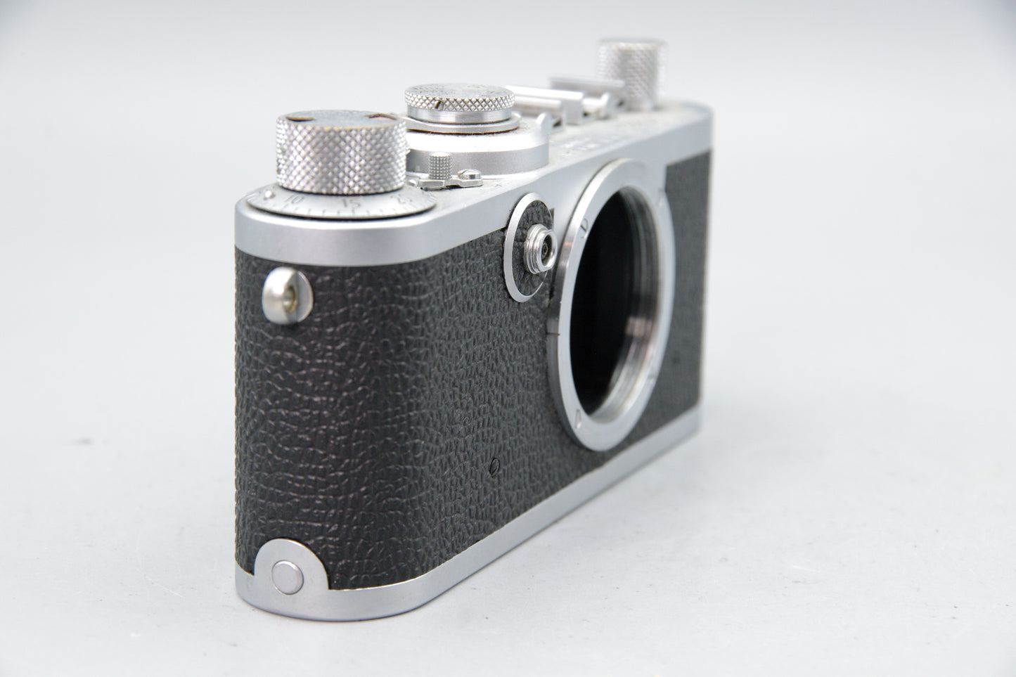 Leica If Red Dial 35mm Rangefinder Body 1956 – Serial 815428