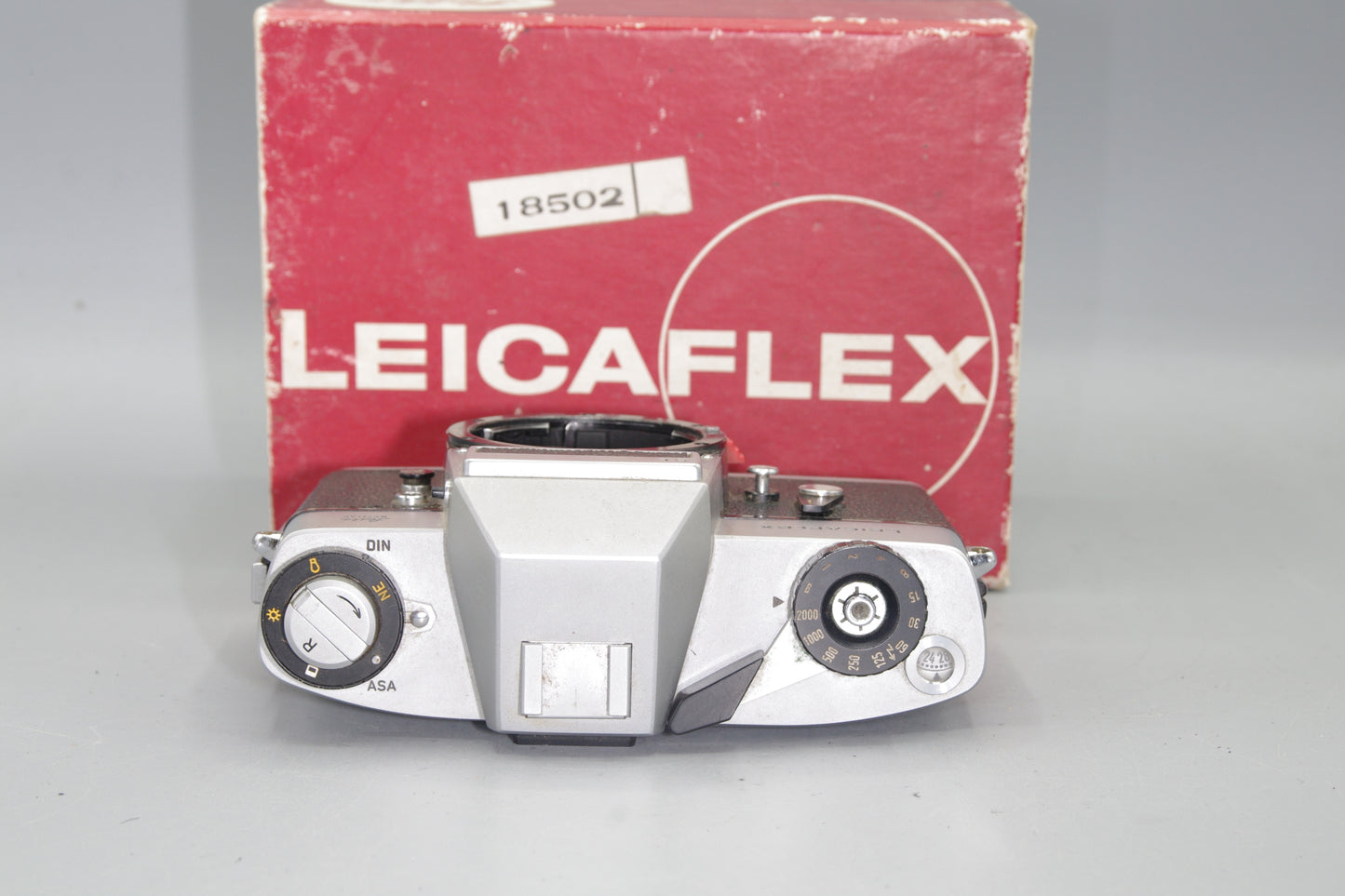 1970 Leicaflex SL 35mm SLR -Excellent Working Condition in Box