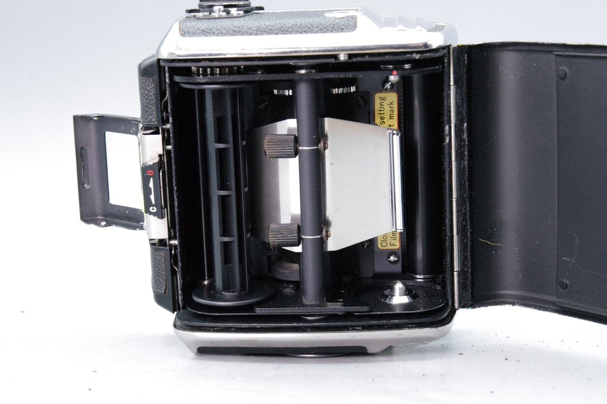 Bronica S2 / S2A 6x6 120 Roll Film Back Magazine