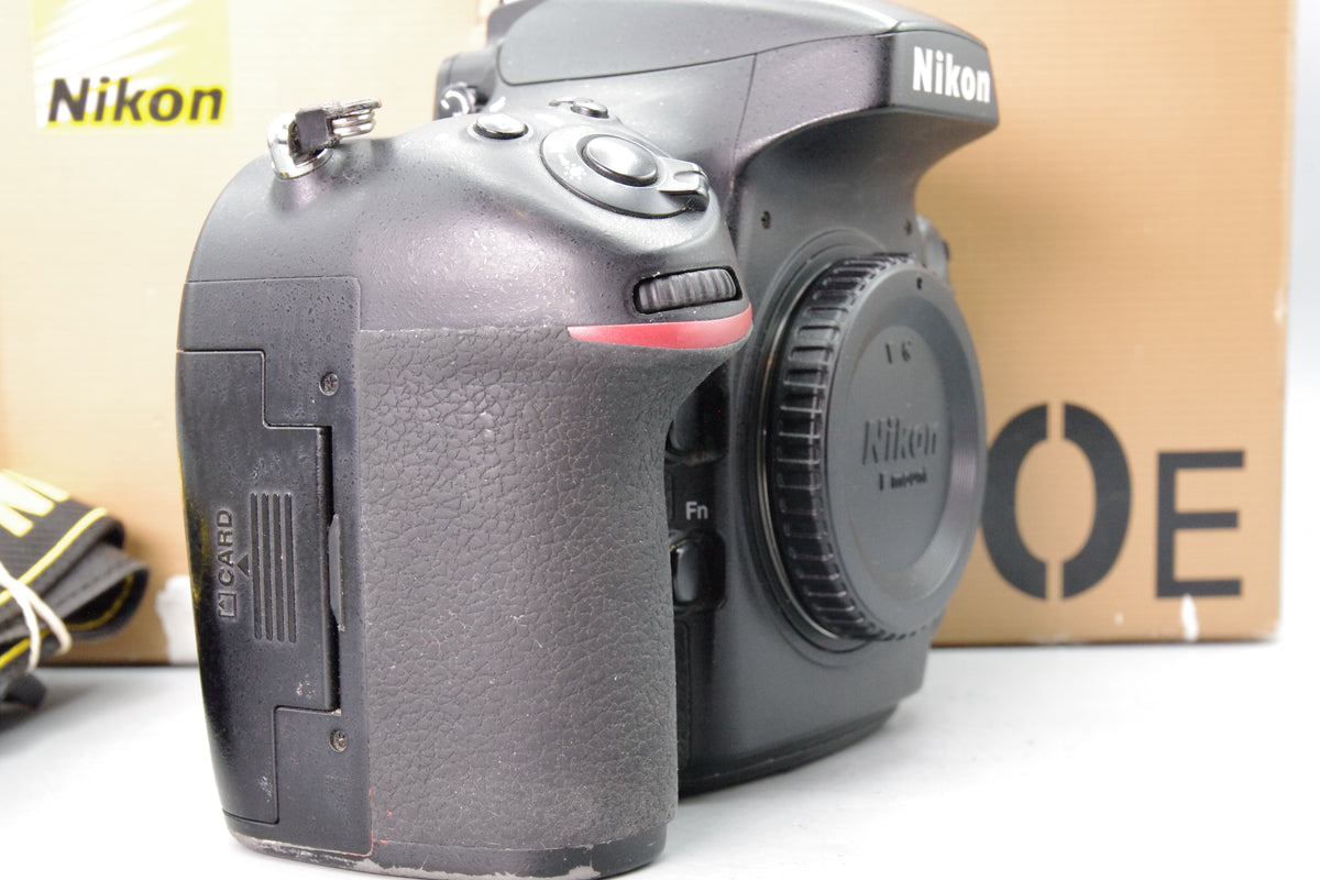 Nikon D800E FX 36.3MP DSLR Camera Body Boxed