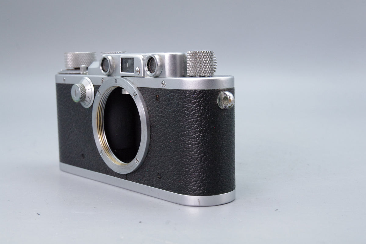 Leica IIIa 35mm Rangefinder Body – 1938 – Vintage Classic – SN 266806