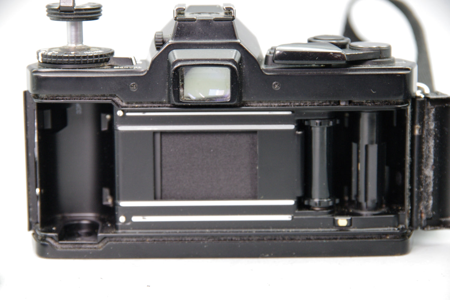 Olympus OM‑4 35mm SLR Film Camera with Zuiko 50mm F1.8 Lens – Very Good