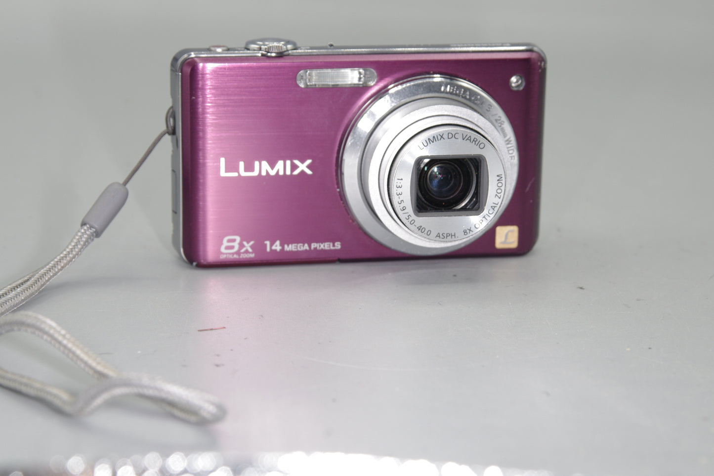 Pink Panasonic Lumix DMC-FS30 14MP Digital Compact Excellent