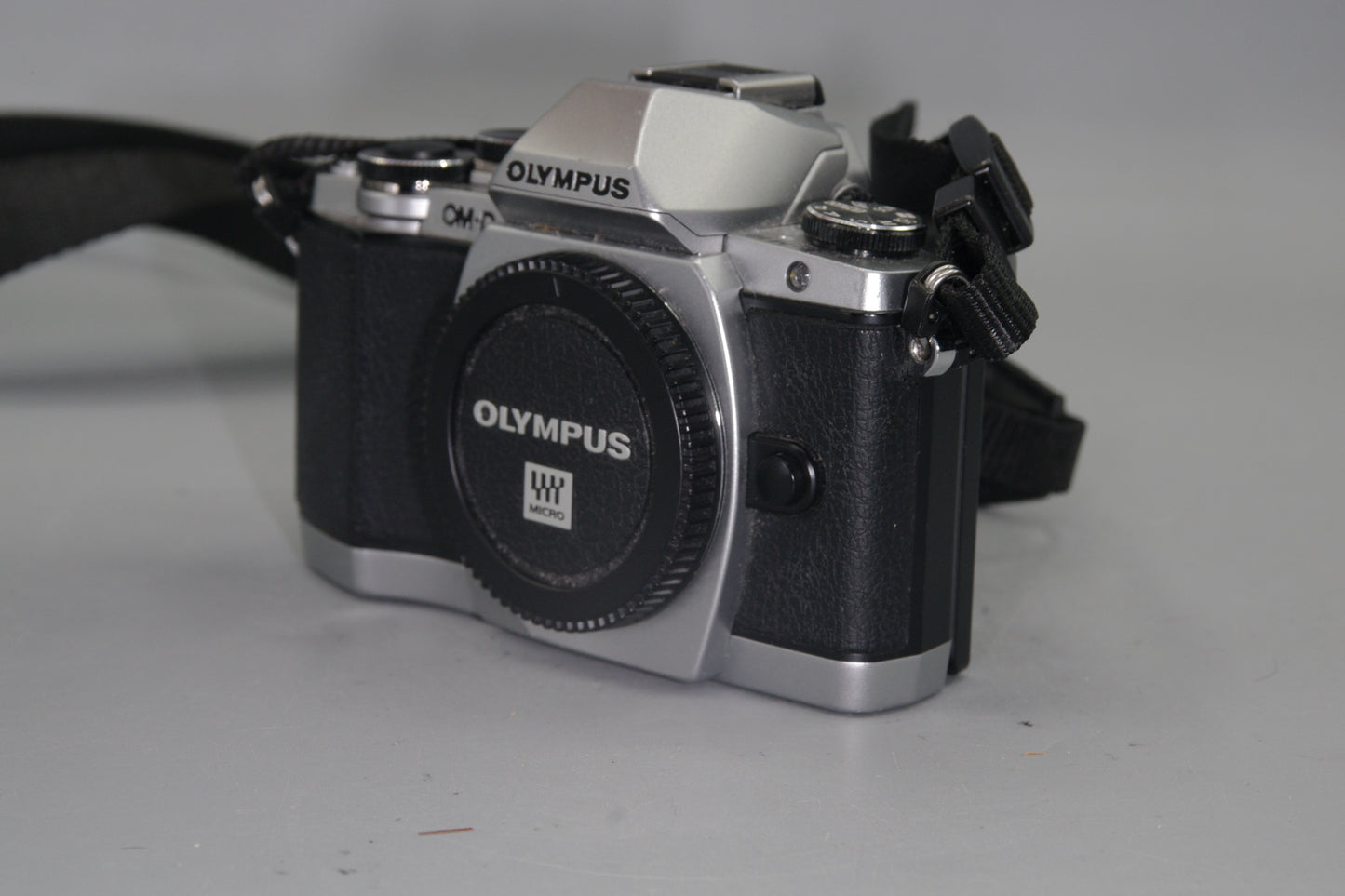 Olympus OM-D E-M10 M4/3 Mirrorless Digital Camera S/C 3086