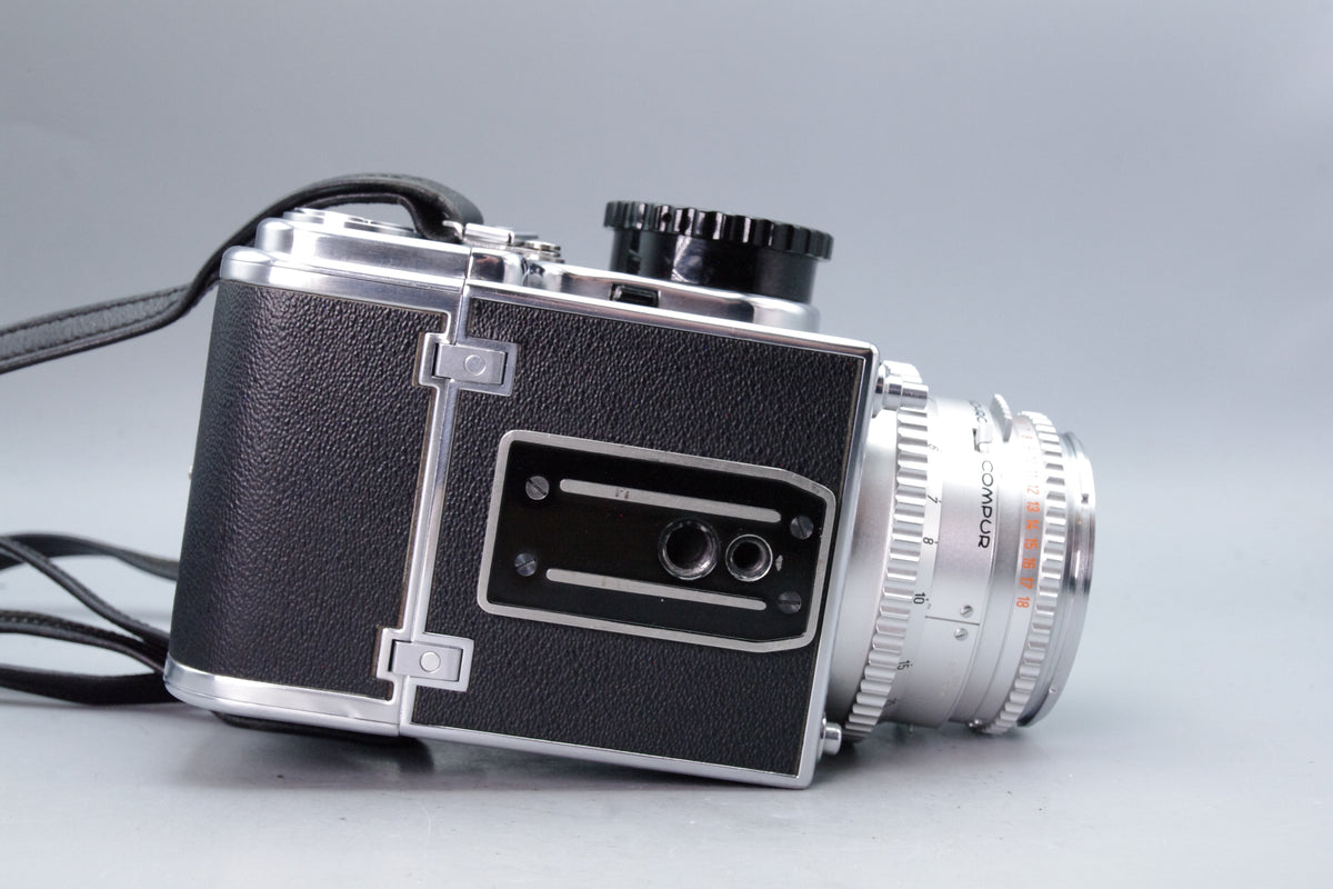 Hasselblad 500C Kit – Planar 80mm, WLF, A12 Back – Excellent